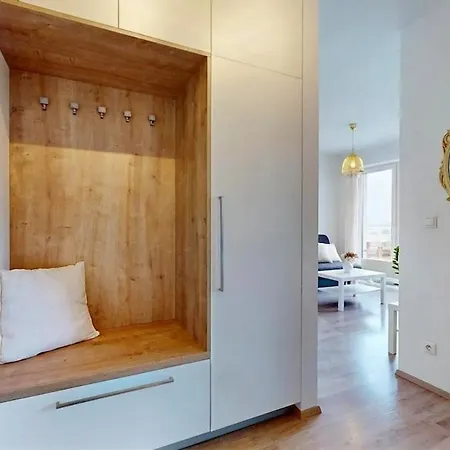 Lejlighed Modern Near Airport With Free Parking Bratislava
